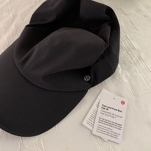 Lululemon black fast and free women’s hat